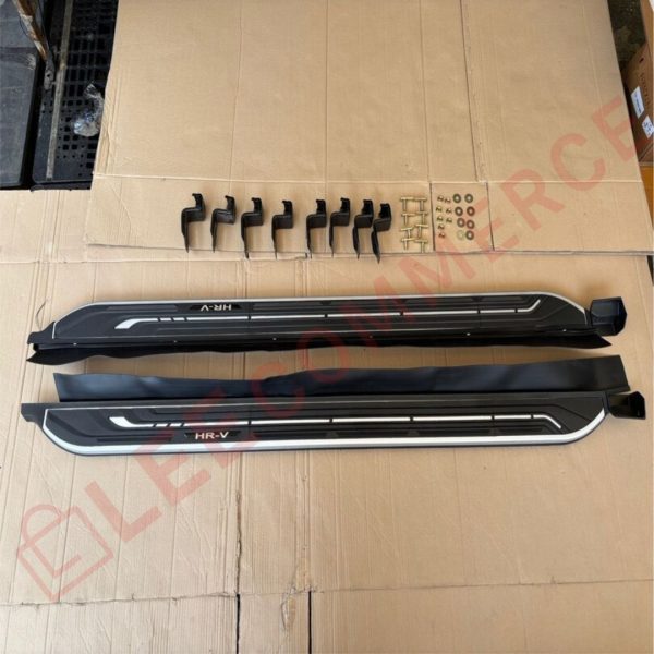 บันไดข้าง HONDA HRV 2023+ (V1) สีดำเงาบรอนซ์ มีโลโก้ พร้อมอุปกรณ์ติดตั้ง (LA)