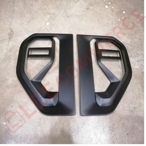 ครอบแก้มข้าง Ford Ranger 2022-2023 รุ่น แคป – 4 ประตู ดำด้าน (RICH)